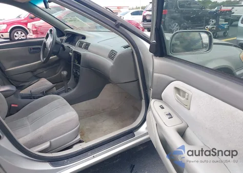 2001 Toyota Camry Le from USA, damaged, VIN 4T1BG22K51U854308